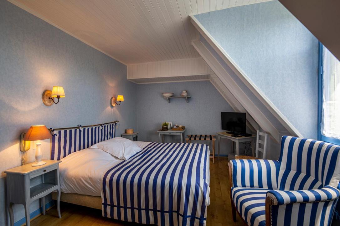 Logis Auberge Du Fel Le Fel Экстерьер фото